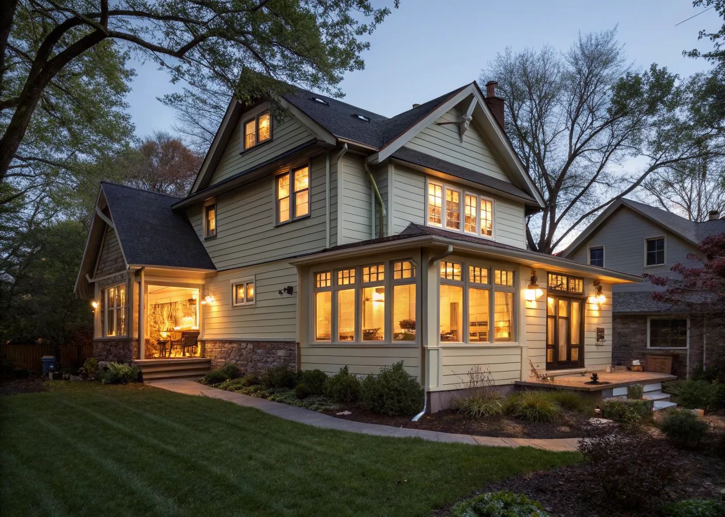The rear elevation — find the seam
